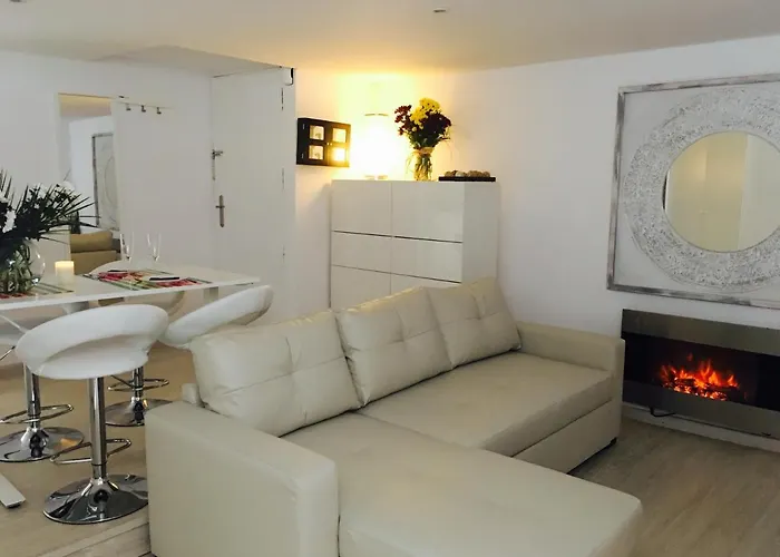 Panoramic Apartment *